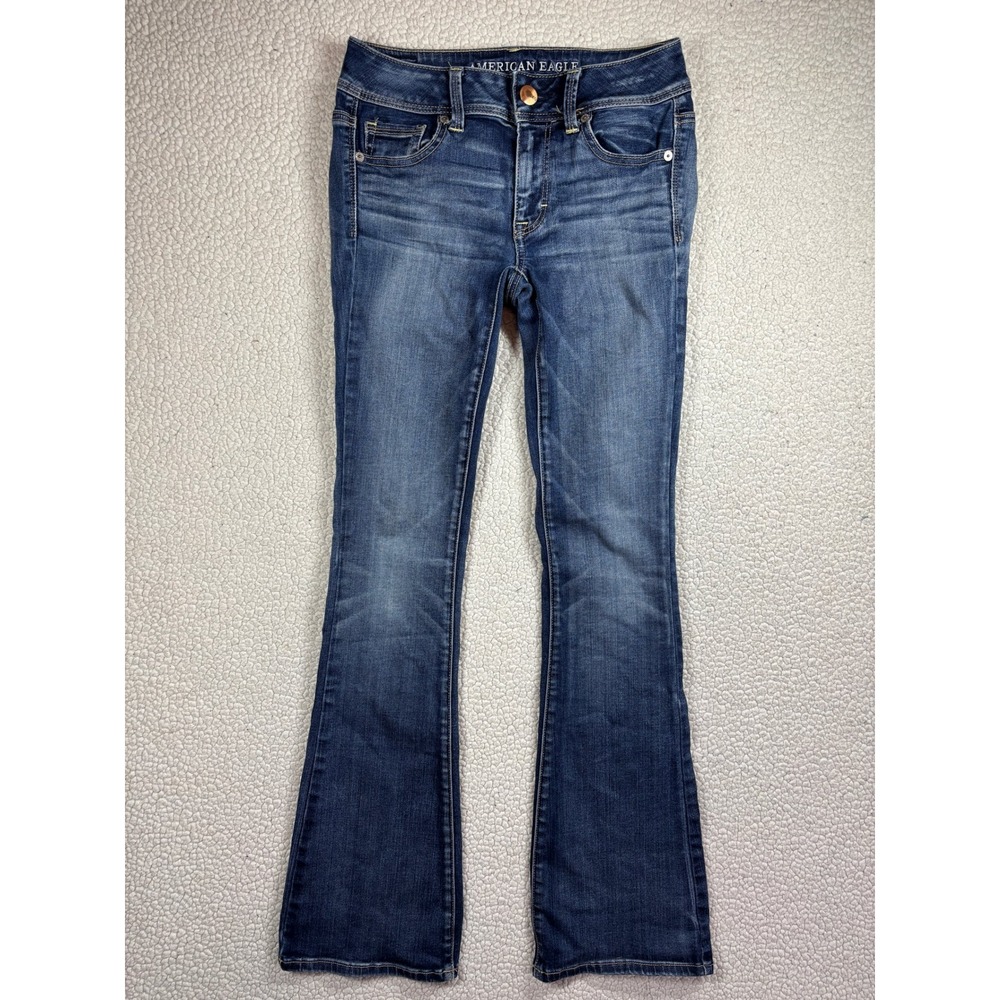 American Eagle Super Stretch Kickboot Women's Size 0 Regular Medium Wash Jeans